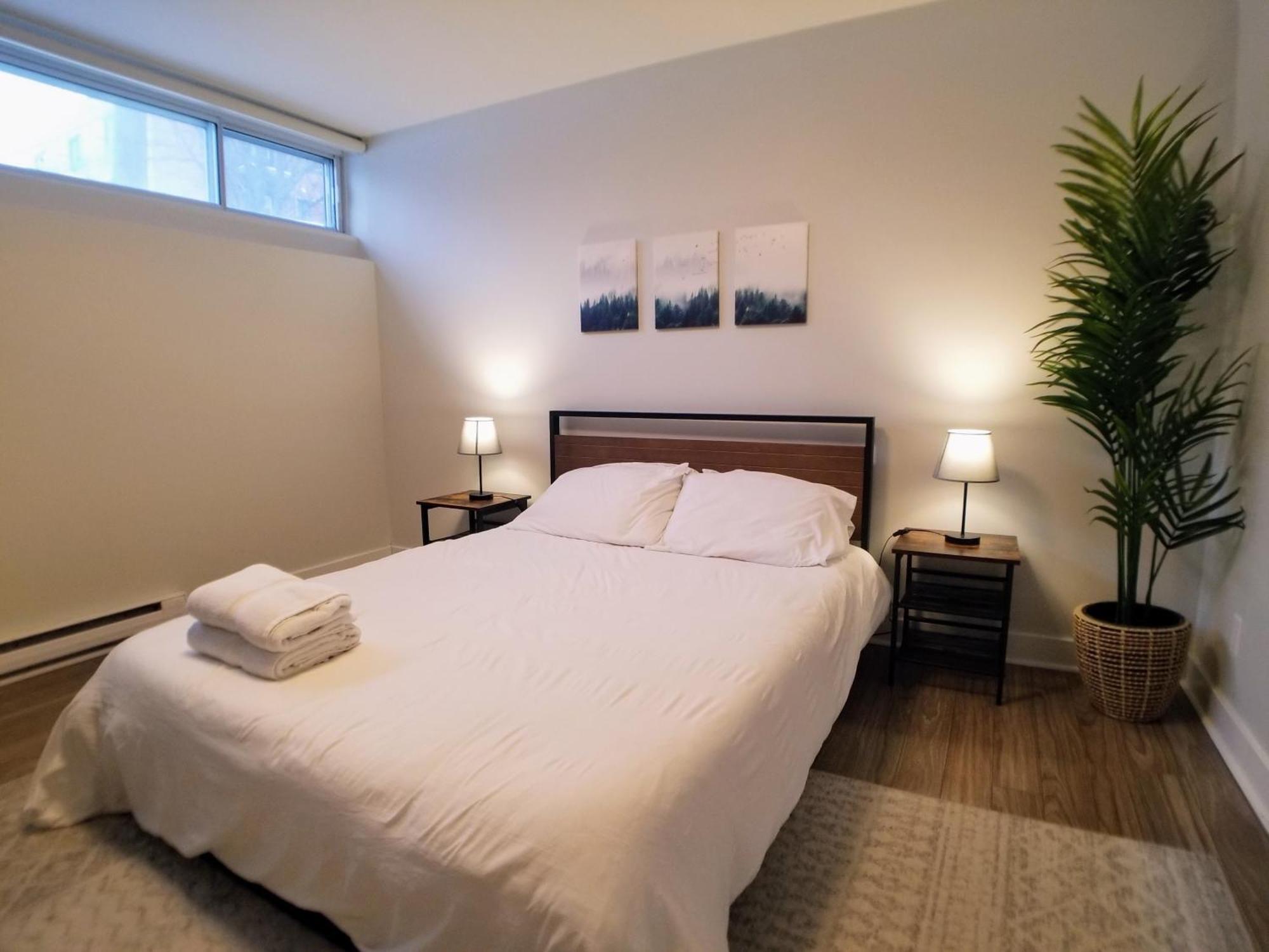 Appartement Modern And Spacious 2 Bedroom In Montréal